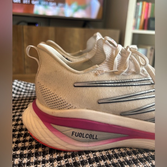 NEW BALANCE WOMEN'S FUELCELL SC ELITE V3 - size 10 - Picture 13 of 13